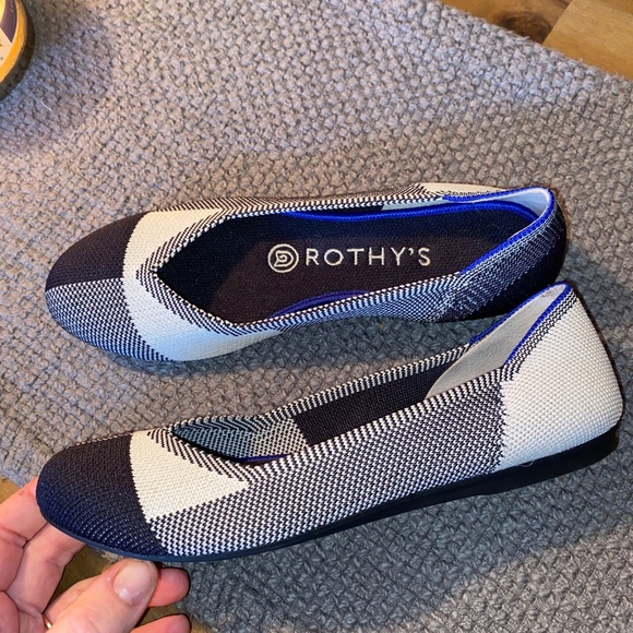 Rothy's Black & White Captoe Plaid Round Toe Flat Size 6 - Picture 2 of 6